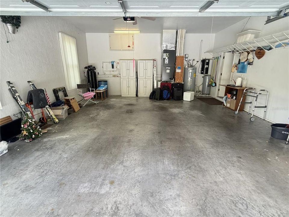 For Sale: $390,000 (3 beds, 2 baths, 2179 Square Feet)