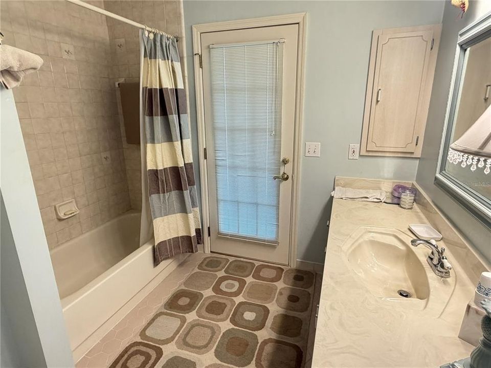 For Sale: $390,000 (3 beds, 2 baths, 2179 Square Feet)