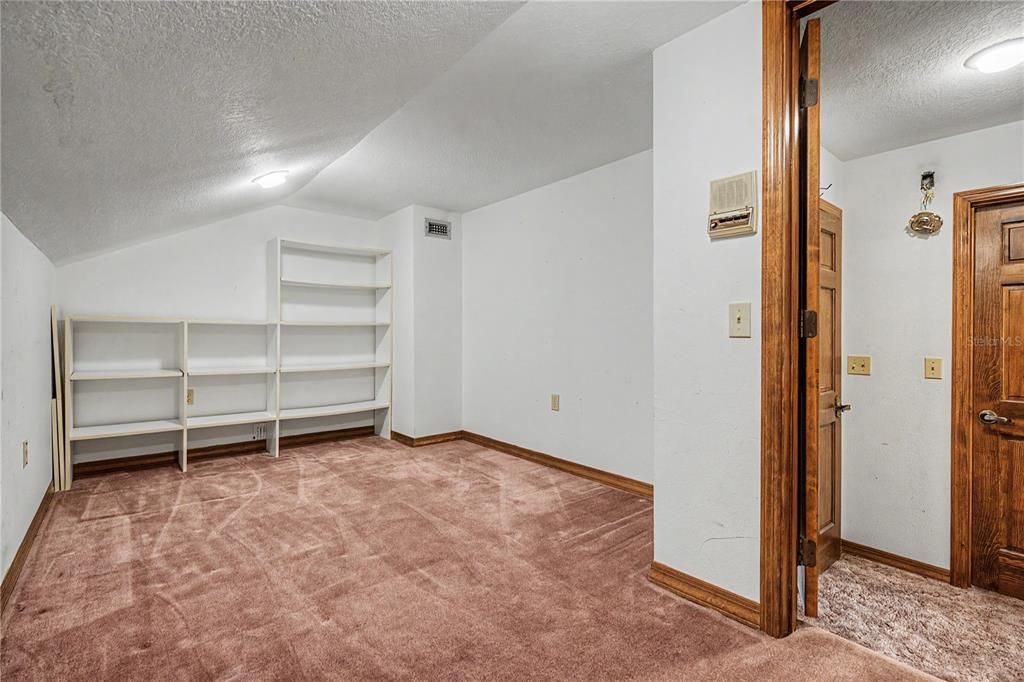 En Venta: $1,575,000 (6 camas, 5 baños, 6198 Pies cuadrados)