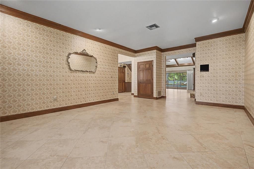 En Venta: $1,575,000 (6 camas, 5 baños, 6198 Pies cuadrados)