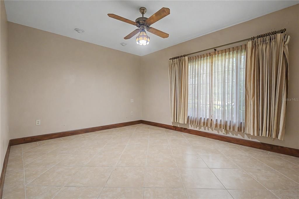 En Venta: $1,575,000 (6 camas, 5 baños, 6198 Pies cuadrados)
