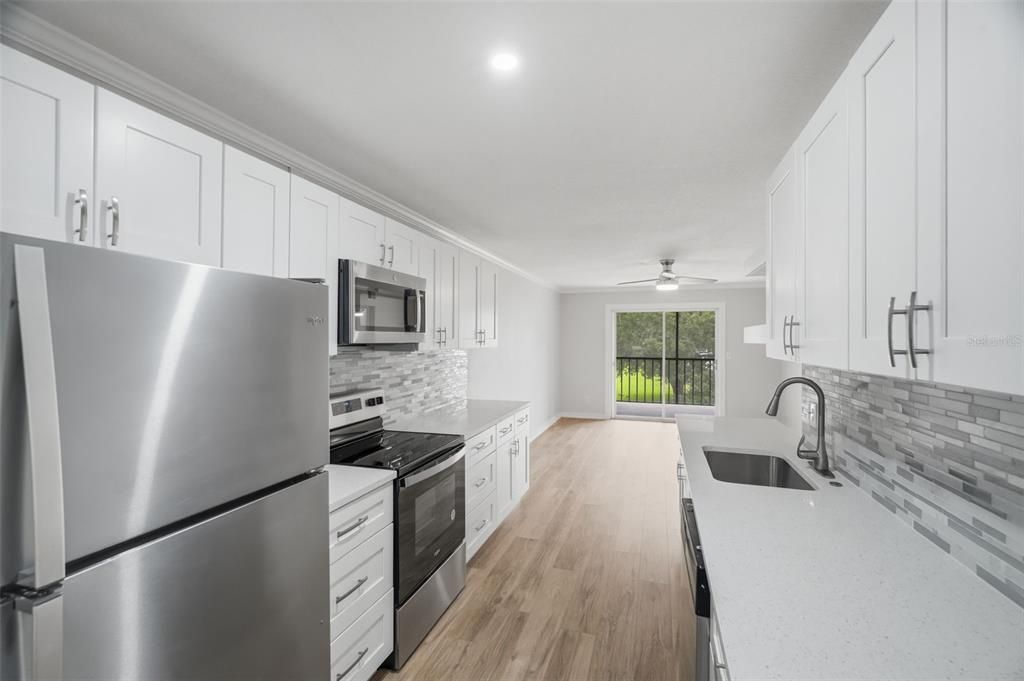 For Rent: $2,100 (2 beds, 2 baths, 960 Square Feet)