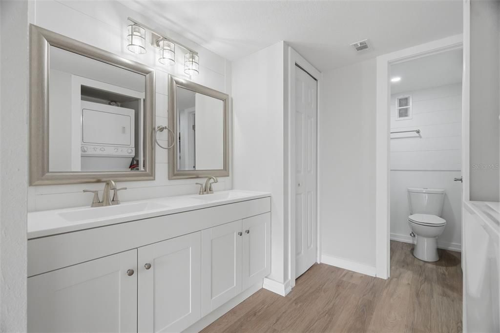 For Rent: $2,100 (2 beds, 2 baths, 960 Square Feet)