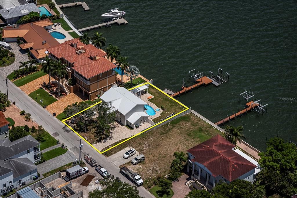 For Sale: $3,999,000 (0.24 acres)