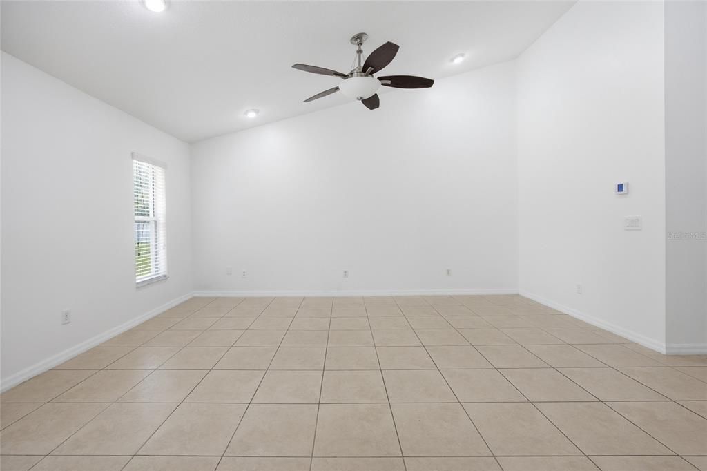 En Venta: $419,900 (3 camas, 2 baños, 2291 Pies cuadrados)