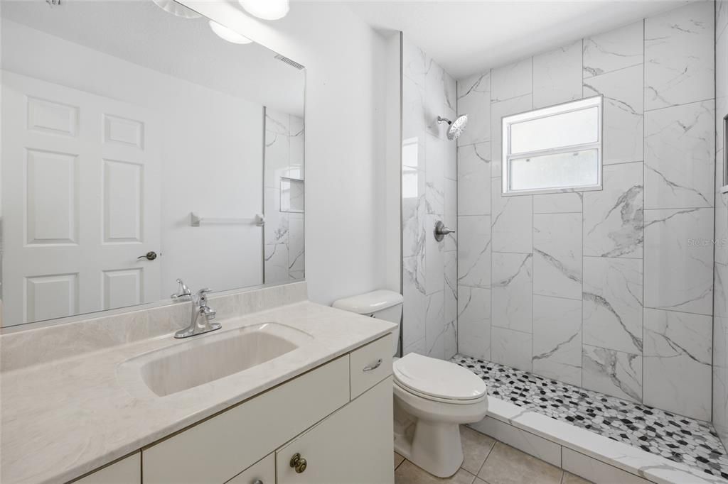 En Venta: $419,900 (3 camas, 2 baños, 2291 Pies cuadrados)