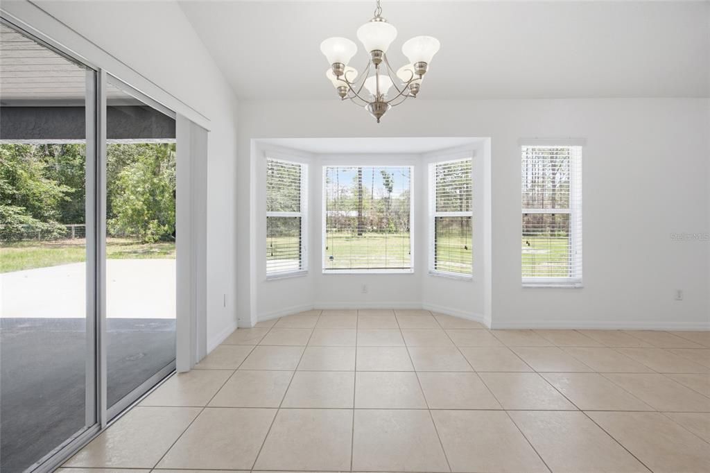 En Venta: $419,900 (3 camas, 2 baños, 2291 Pies cuadrados)