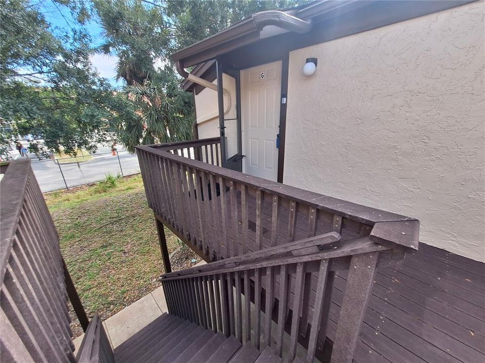 For Rent: $1,295 (2 beds, 2 baths, 960 Square Feet)