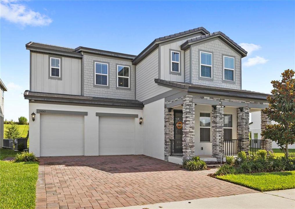 For Sale: $950,000 (5 beds, 4 baths, 3899 Square Feet)