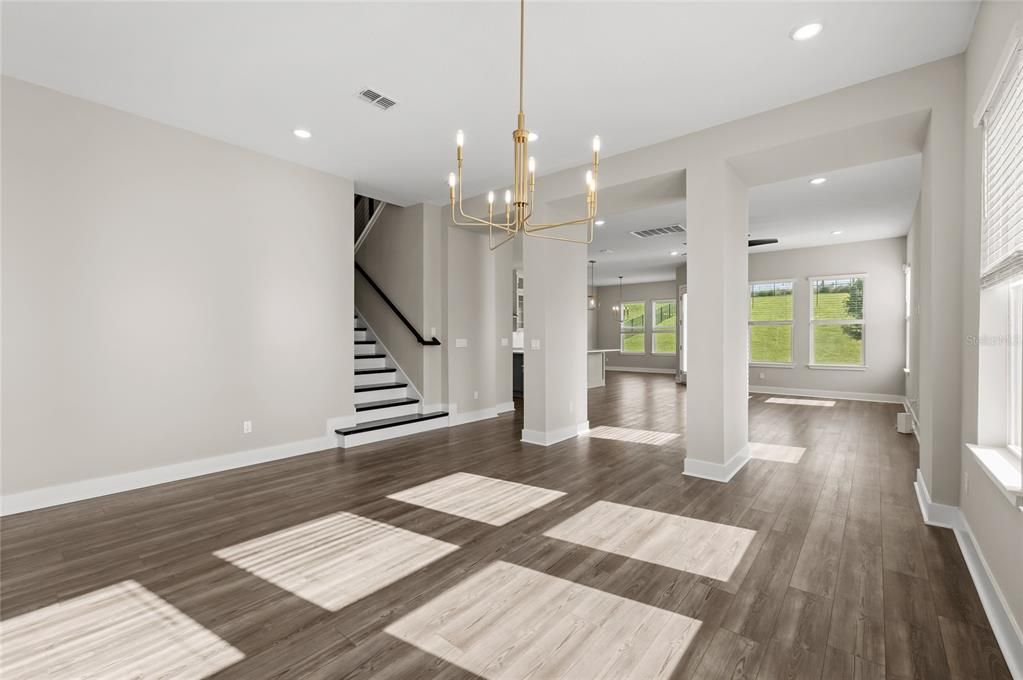 For Sale: $950,000 (5 beds, 4 baths, 3899 Square Feet)