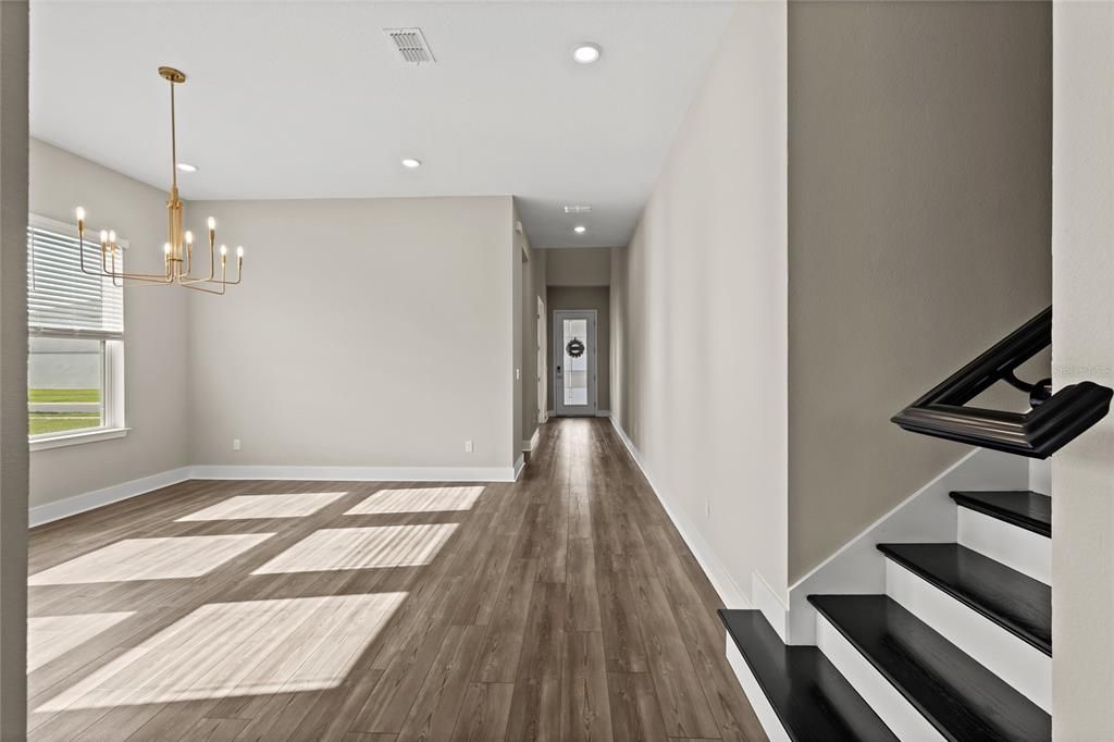 For Sale: $950,000 (5 beds, 4 baths, 3899 Square Feet)