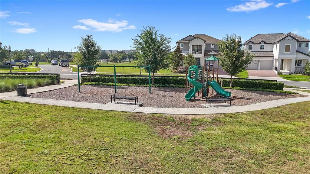 For Sale: $950,000 (5 beds, 4 baths, 3899 Square Feet)