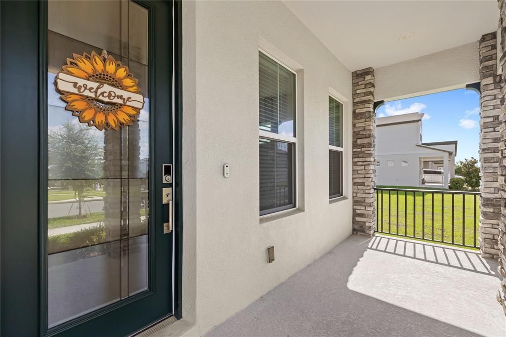 For Sale: $950,000 (5 beds, 4 baths, 3899 Square Feet)