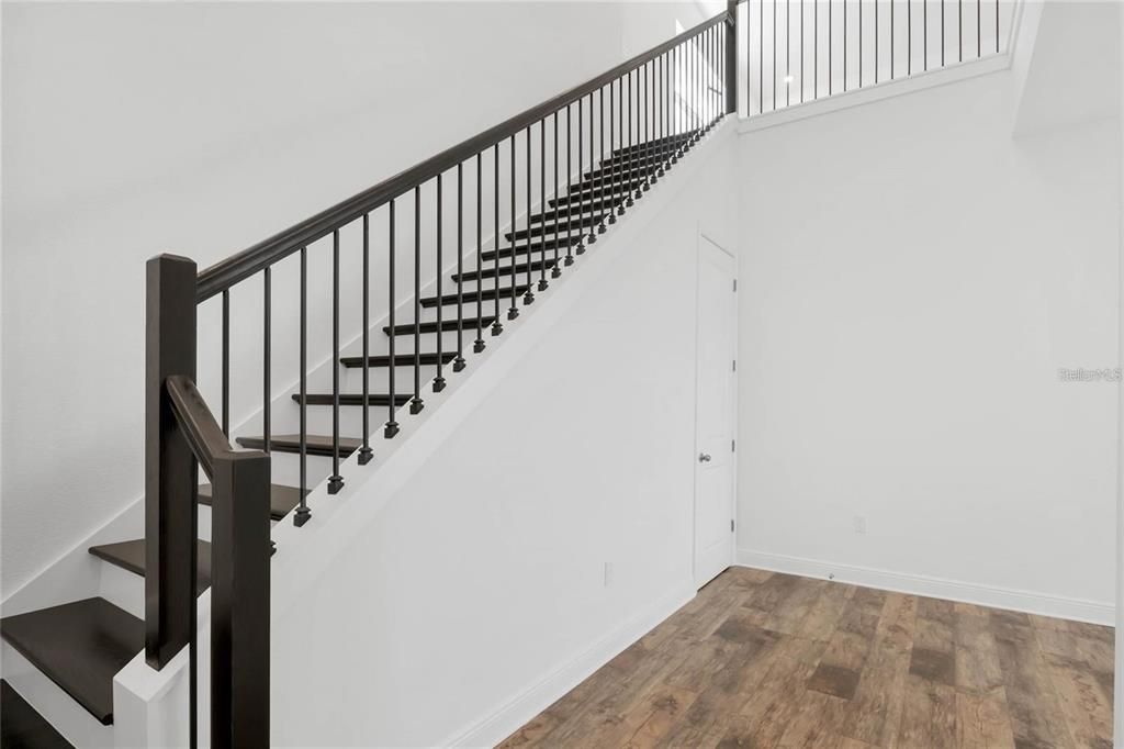 En Venta: $880,000 (4 camas, 3 baños, 2529 Pies cuadrados)