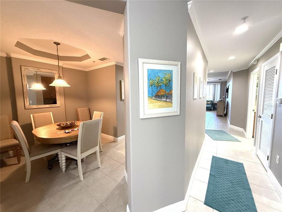 For Rent: $2,700 (2 beds, 2 baths, 1700 Square Feet)