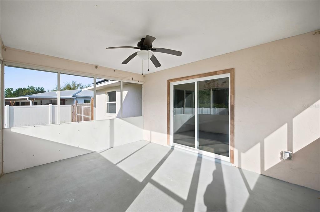 En Venta: $249,500 (3 camas, 2 baños, 1279 Pies cuadrados)