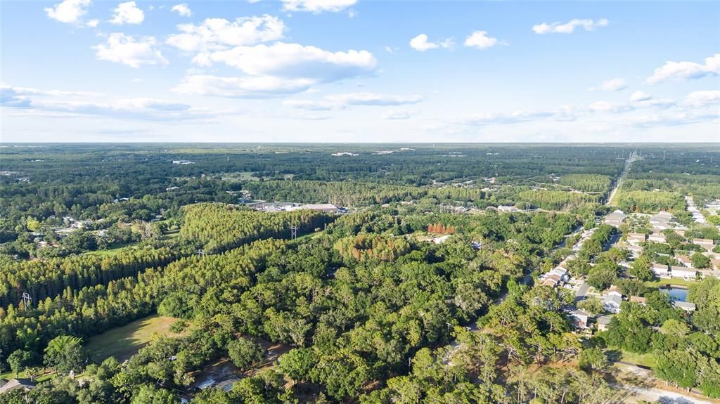 На продажу: $500,000 (5.04 acres)