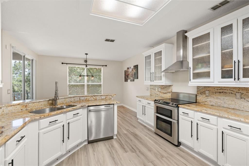 For Sale: $620,000 (5 beds, 3 baths, 3242 Square Feet)