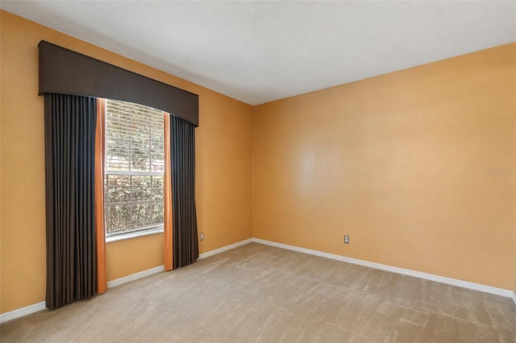 For Sale: $620,000 (5 beds, 3 baths, 3242 Square Feet)