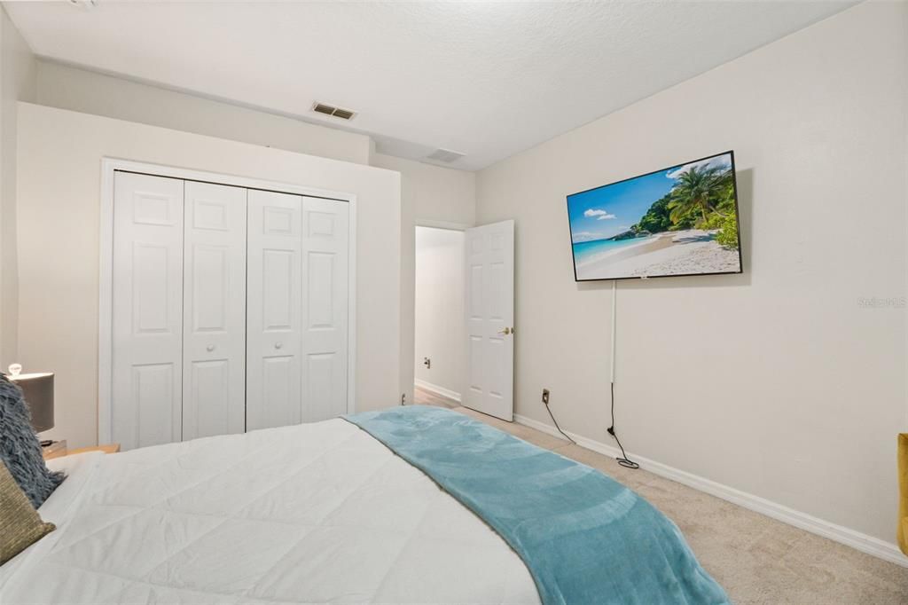 For Sale: $620,000 (5 beds, 3 baths, 3242 Square Feet)