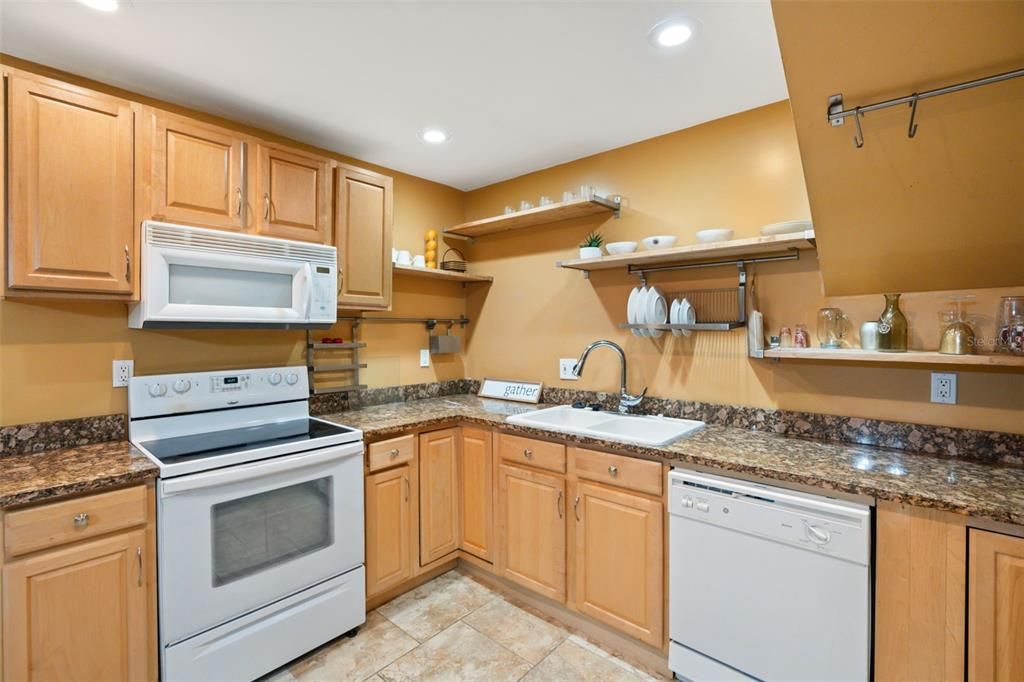 For Sale: $620,000 (5 beds, 3 baths, 3242 Square Feet)
