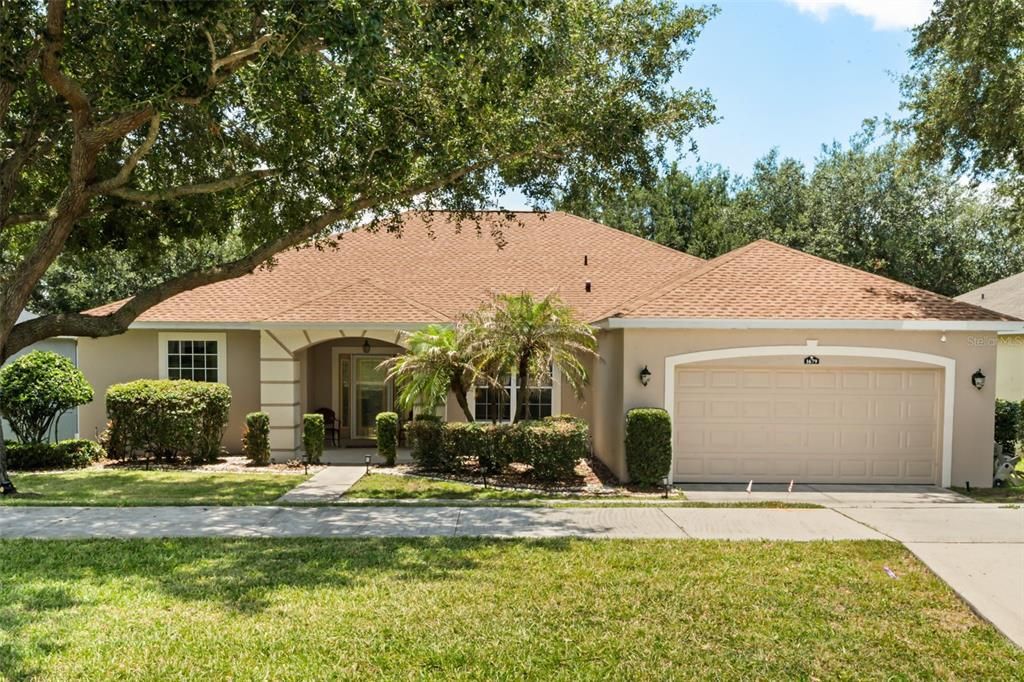 For Sale: $620,000 (5 beds, 3 baths, 3242 Square Feet)