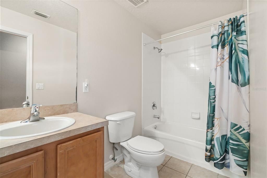 For Sale: $620,000 (5 beds, 3 baths, 3242 Square Feet)