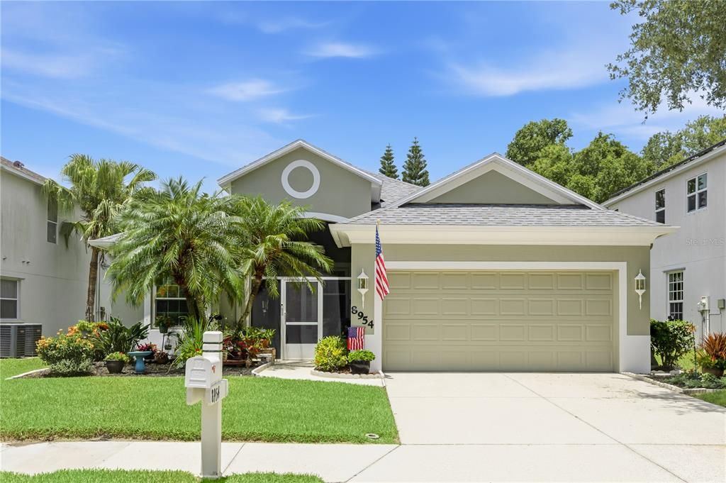 For Sale: $335,000 (2 beds, 2 baths, 1674 Square Feet)
