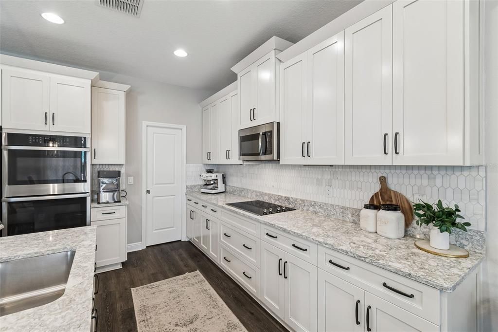 For Sale: $599,900 (4 beds, 3 baths, 2606 Square Feet)