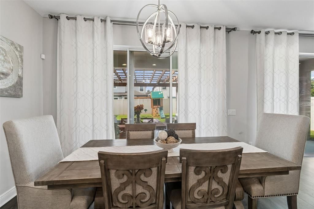 For Sale: $599,900 (4 beds, 3 baths, 2606 Square Feet)