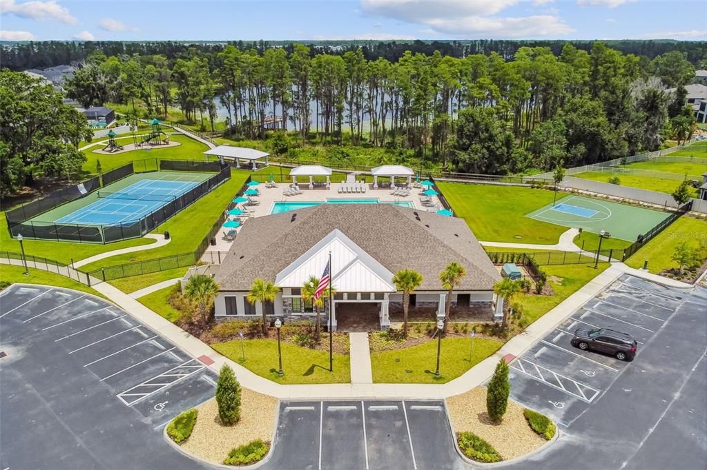 For Sale: $599,900 (4 beds, 3 baths, 2606 Square Feet)