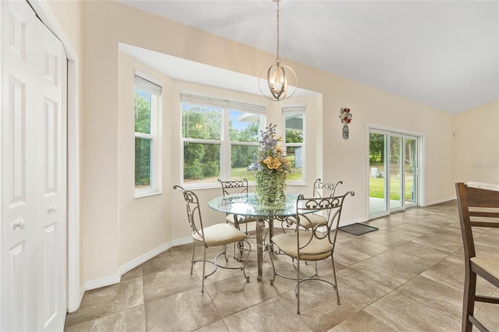 For Sale: $750,000 (4 beds, 2 baths, 2436 Square Feet)