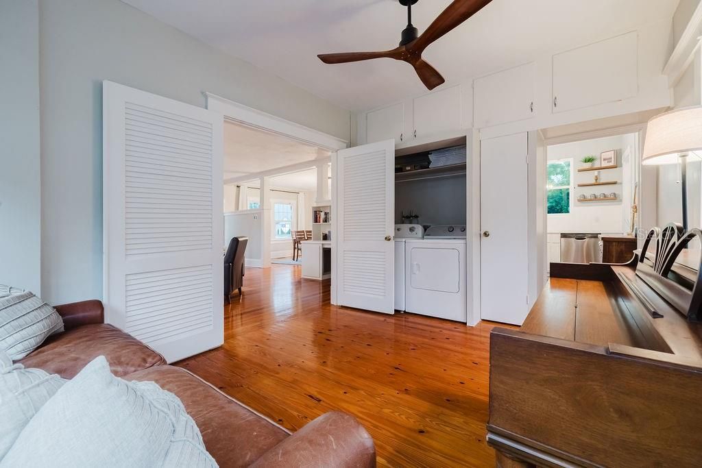 For Sale: $475,000 (3 beds, 1 baths, 1892 Square Feet)