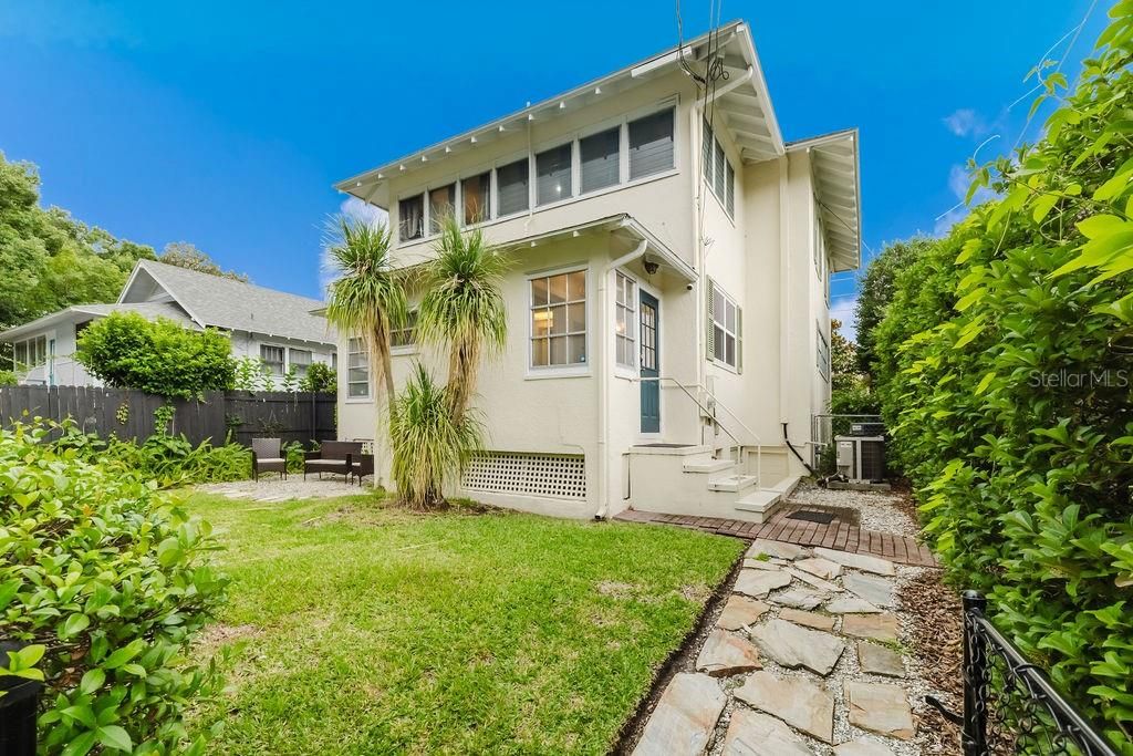 For Sale: $475,000 (3 beds, 1 baths, 1892 Square Feet)