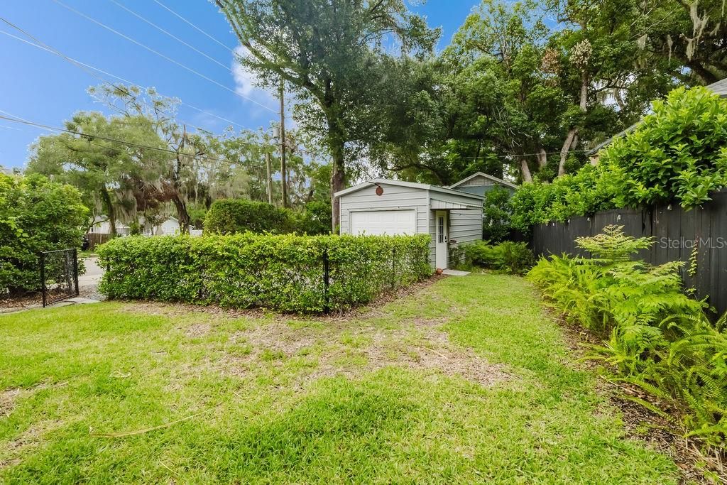 For Sale: $475,000 (3 beds, 1 baths, 1892 Square Feet)