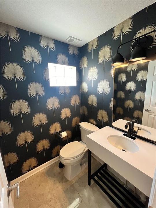 For Rent: $4,550 (2 beds, 2 baths, 1918 Square Feet)