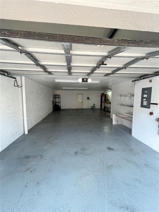 For Rent: $4,550 (2 beds, 2 baths, 1918 Square Feet)