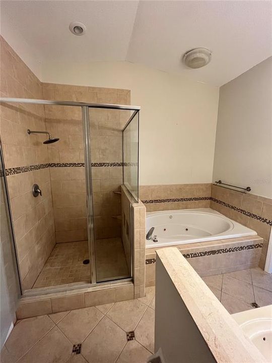 For Rent: $4,550 (2 beds, 2 baths, 1918 Square Feet)