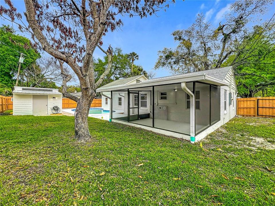 For Sale: $359,990 (3 beds, 2 baths, 1084 Square Feet)