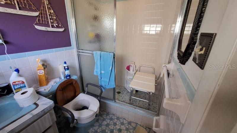 For Sale: $119,900 (2 beds, 2 baths, 1208 Square Feet)