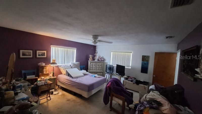 For Sale: $119,900 (2 beds, 2 baths, 1208 Square Feet)