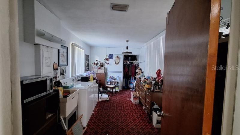 For Sale: $119,900 (2 beds, 2 baths, 1208 Square Feet)