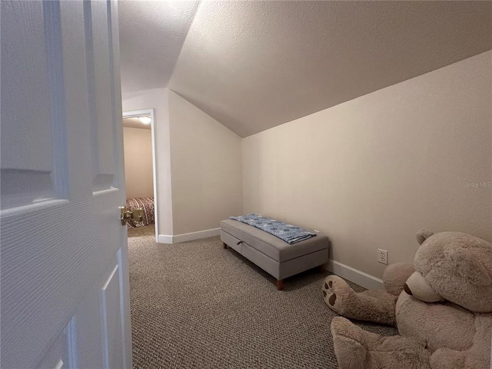 For Rent: $3,000 (4 beds, 3 baths, 2483 Square Feet)