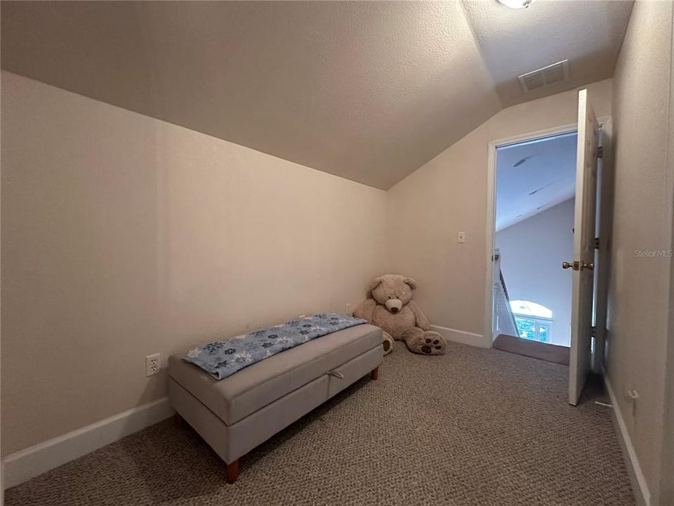 For Rent: $3,000 (4 beds, 3 baths, 2483 Square Feet)