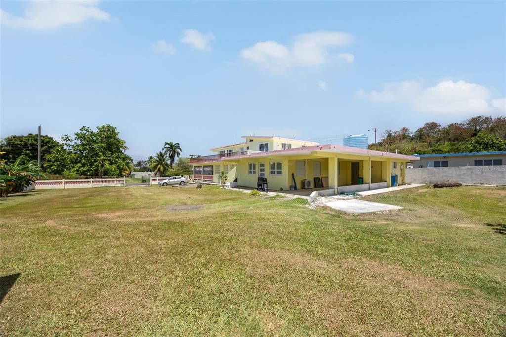 For Sale: $329,000 (9 beds, 0 baths, 3862 Square Feet)