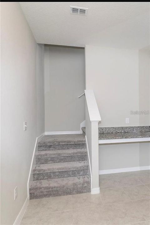 En Renta: $2,000 (3 camas, 2 baños, 1760 Pies cuadrados)