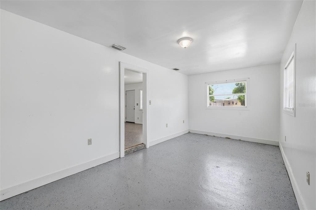 В аренду: $1,850 (3 спален, 1 ванн, 1093 Квадратных фут)