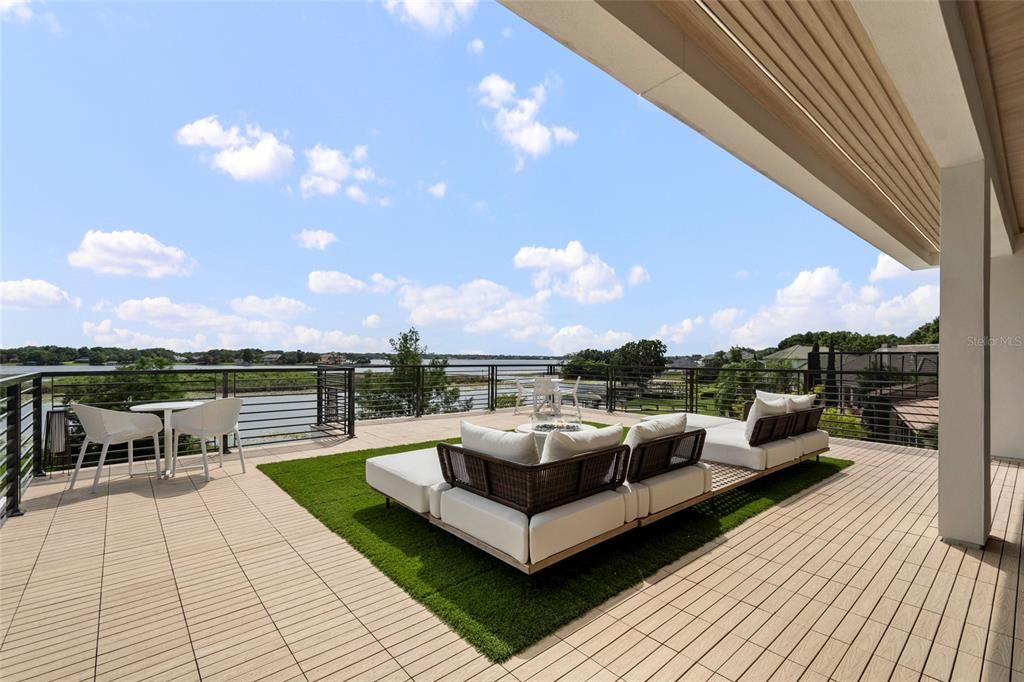 For Sale: $6,900,000 (5 beds, 5 baths, 6300 Square Feet)
