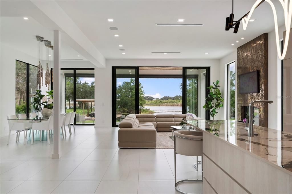For Sale: $6,900,000 (5 beds, 5 baths, 6300 Square Feet)