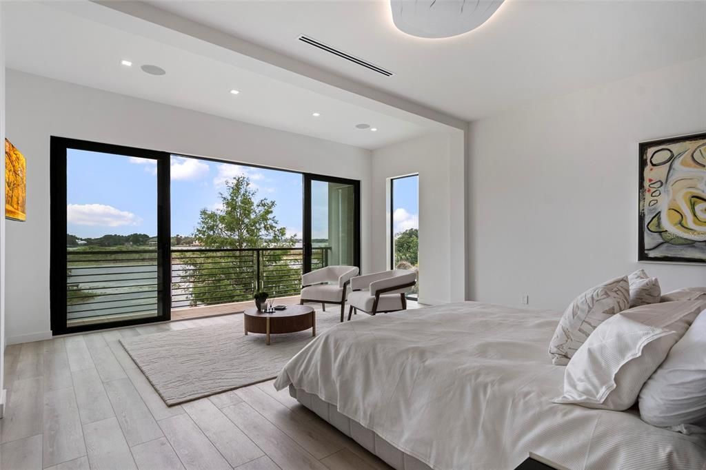 For Sale: $6,900,000 (5 beds, 5 baths, 6300 Square Feet)